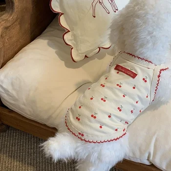 כלבים בגדים חתול אדום דובדבן הפתק הלבן אפוד כלב בגדים Kawaii גופיה קטן קוריאני אופנה קיץ דק נוח לחיות מחמד פריט