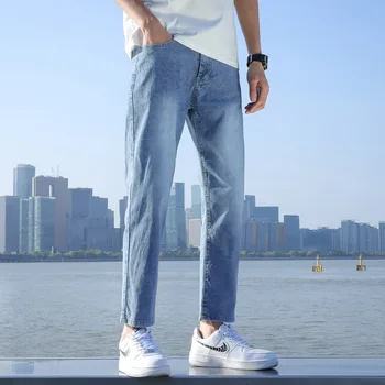 ג 'ינס של גברים מגמה אור מכנסיים קצוצים הגירסה הקוריאנית מזדמן תכליתי של גברים 2023 חדש רגל קטנה נוער ג' ינס